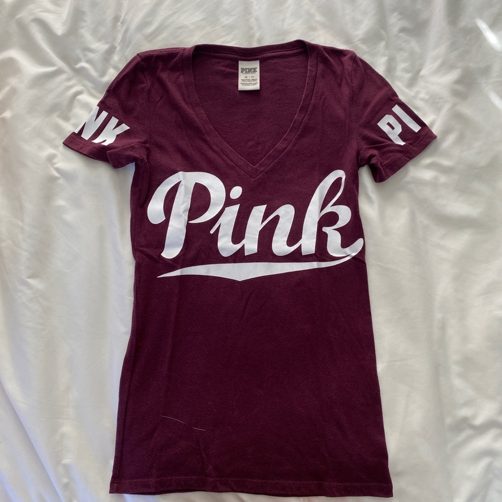 PINK Burgundy Size XS V-Neck T-Shirt